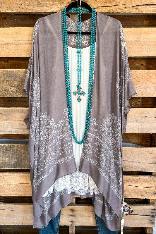 Mandala Print Oversided Kimono - Gray